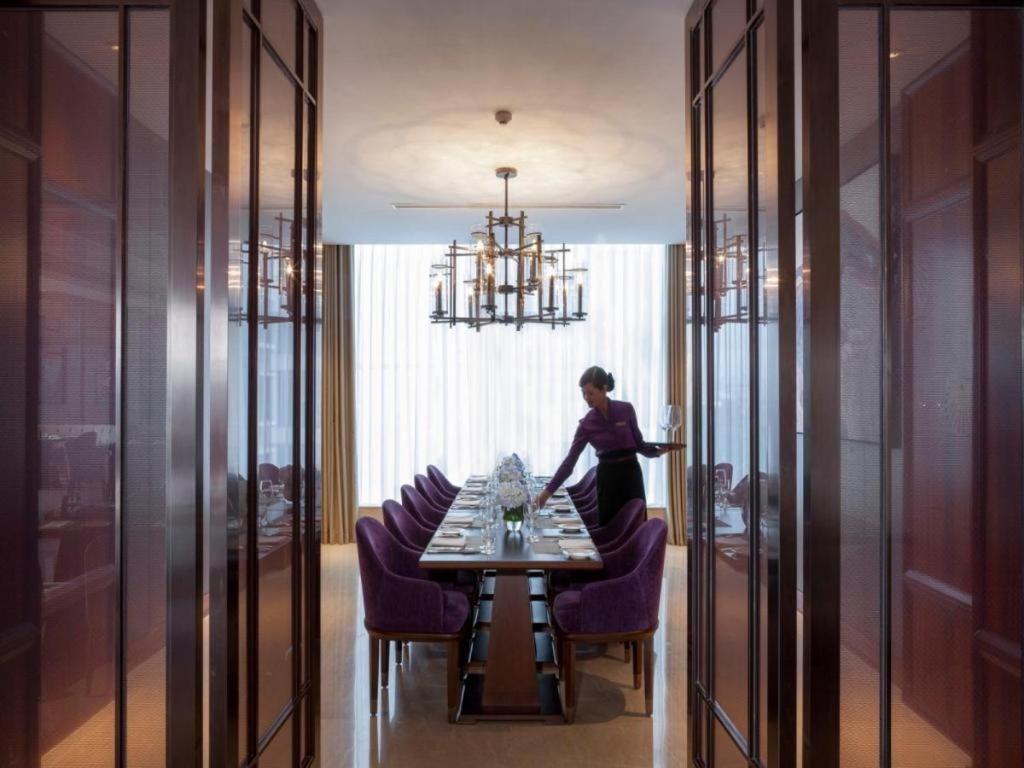 Ming Du Lakeside Hotel Nanning Exterior photo