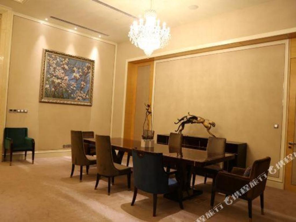 Ming Du Lakeside Hotel Nanning Exterior photo