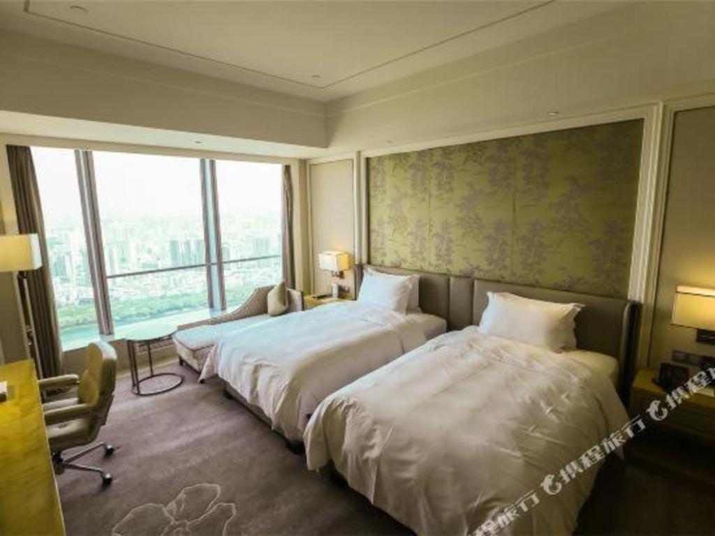 Ming Du Lakeside Hotel Nanning Exterior photo