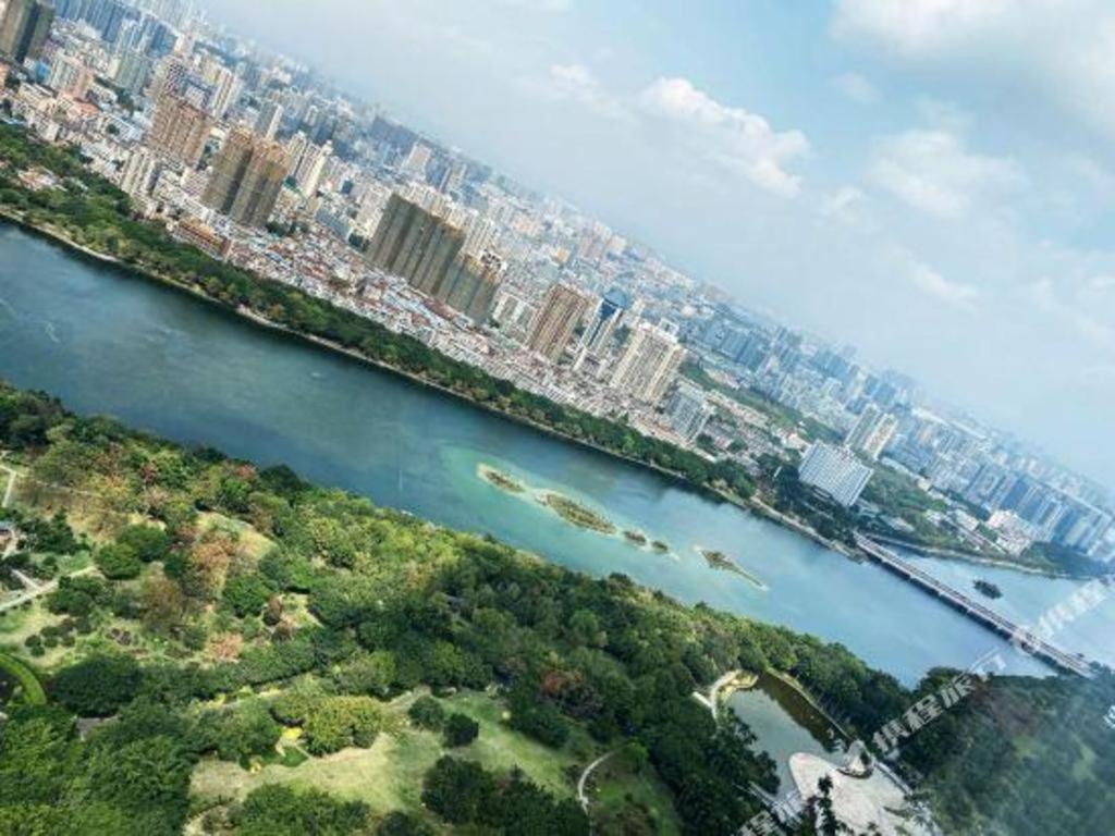 Ming Du Lakeside Hotel Nanning Exterior photo