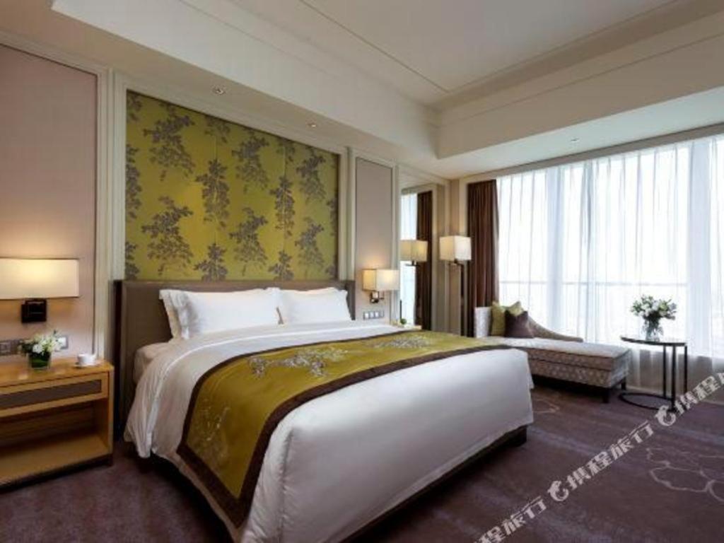 Ming Du Lakeside Hotel Nanning Exterior photo